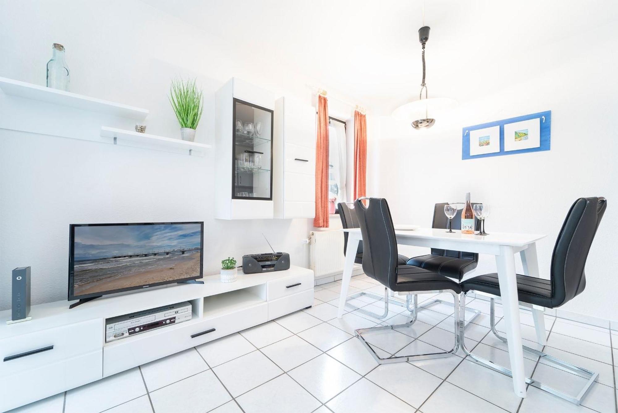 Haus Titania Wohnung 1 Grömitz Buitenkant foto